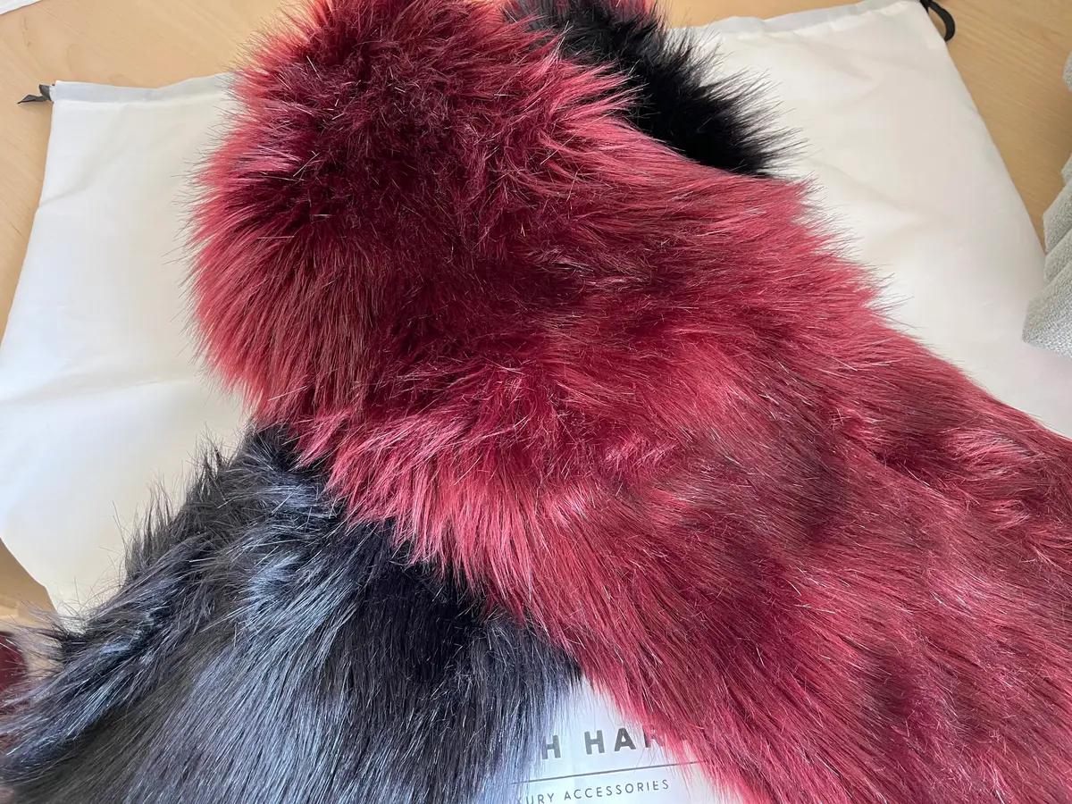 Bright Friday - Faux Fluff Stole