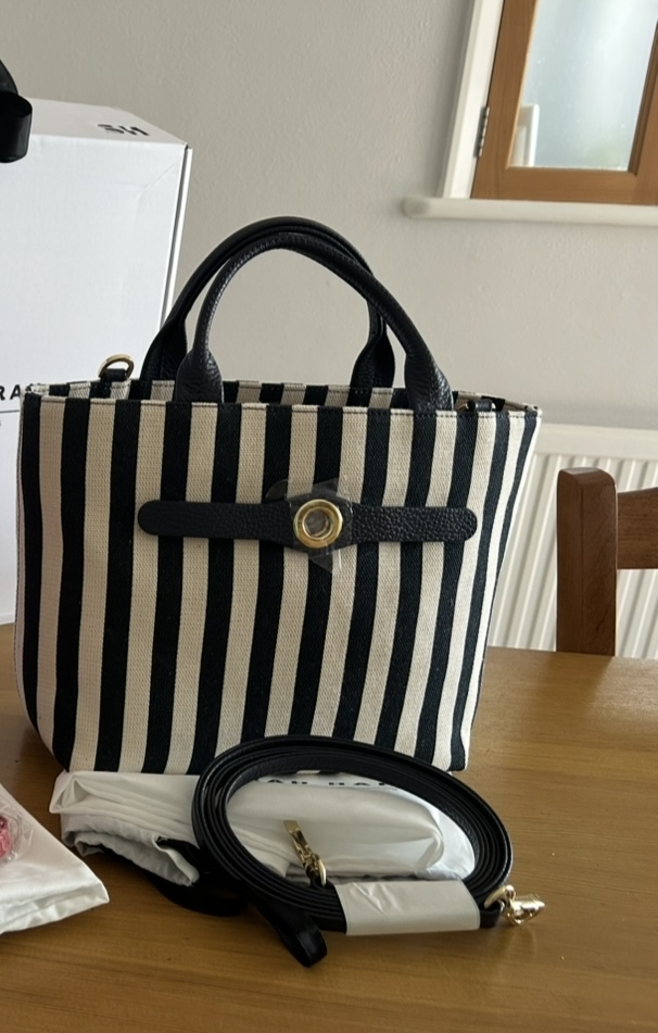 Complimentary Bag - Q2 Reservation* Buttercup - Gold / Navy