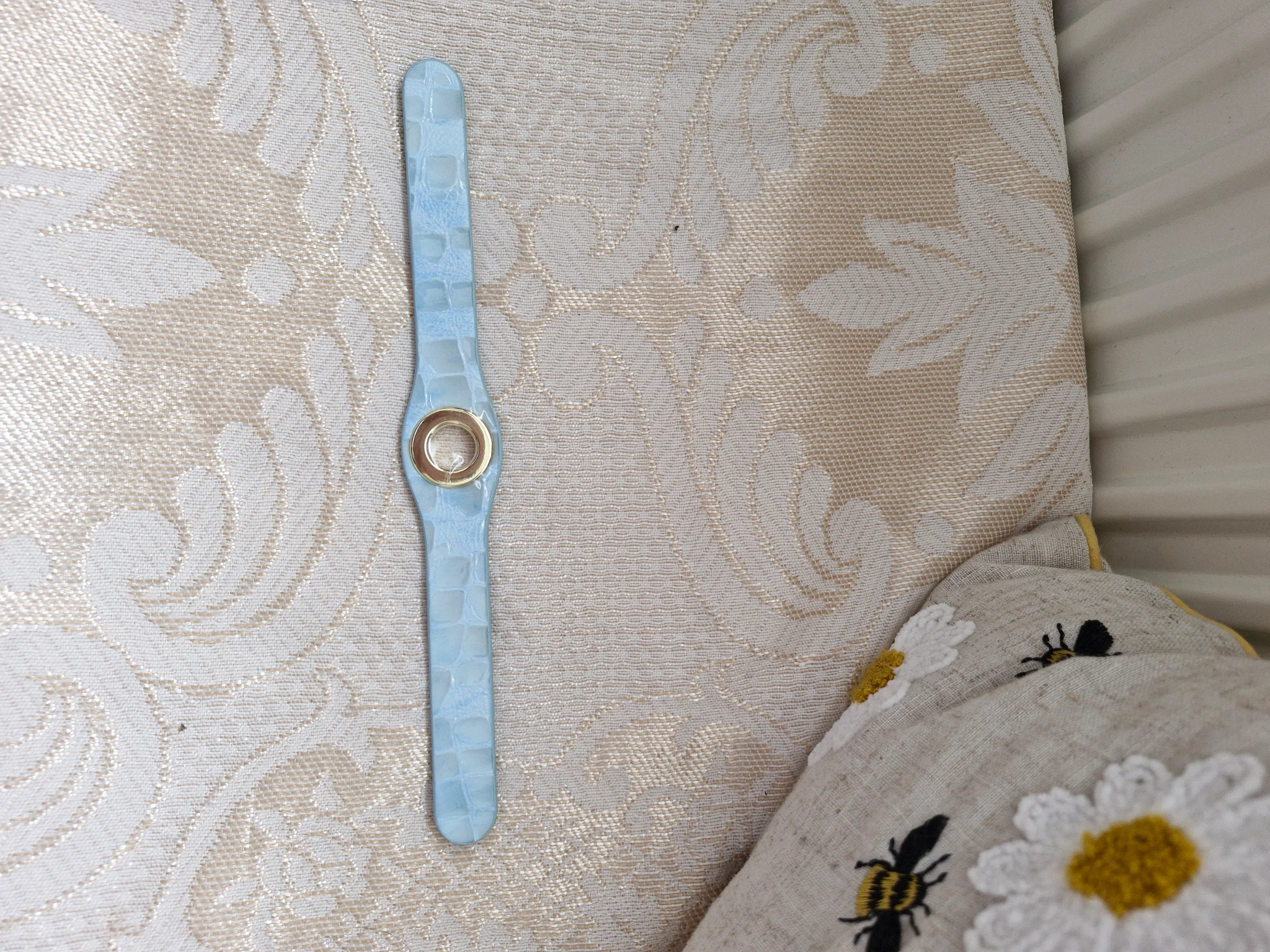 Pale blue croc popper deco brand new 