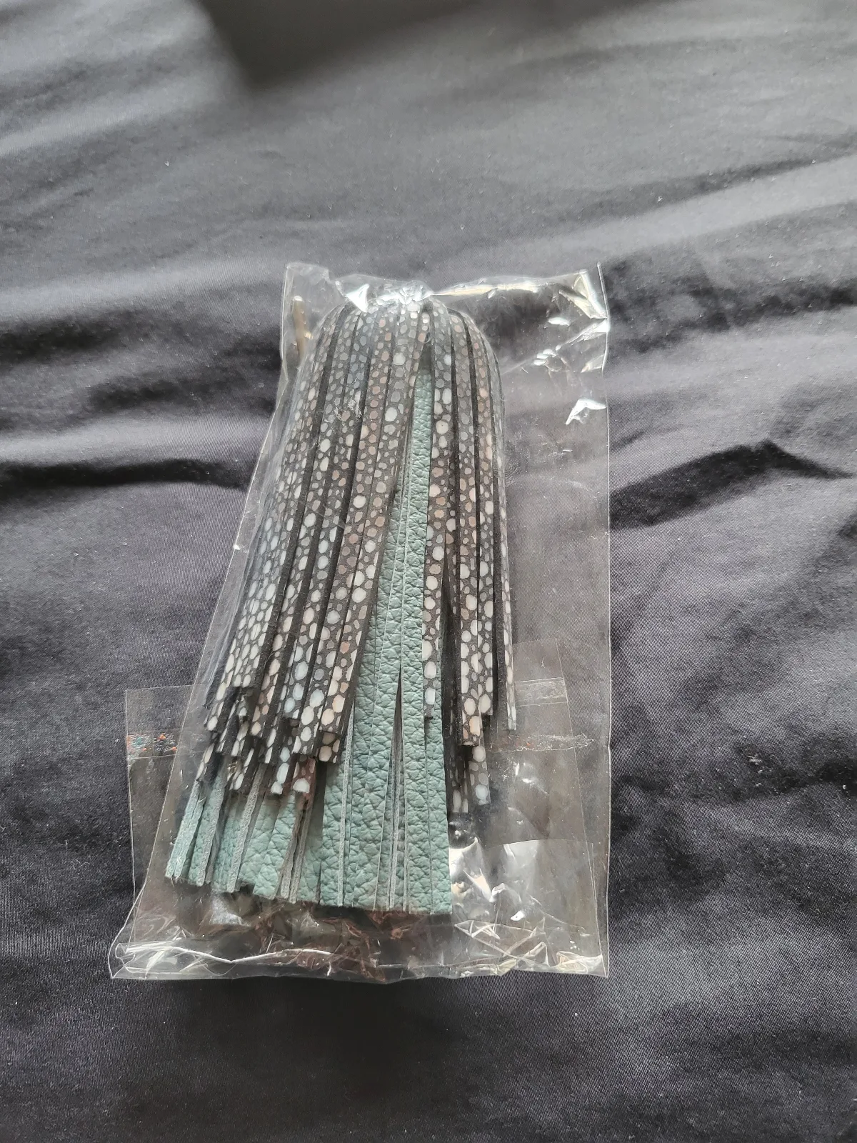 Blue shargreen pom pom tassel