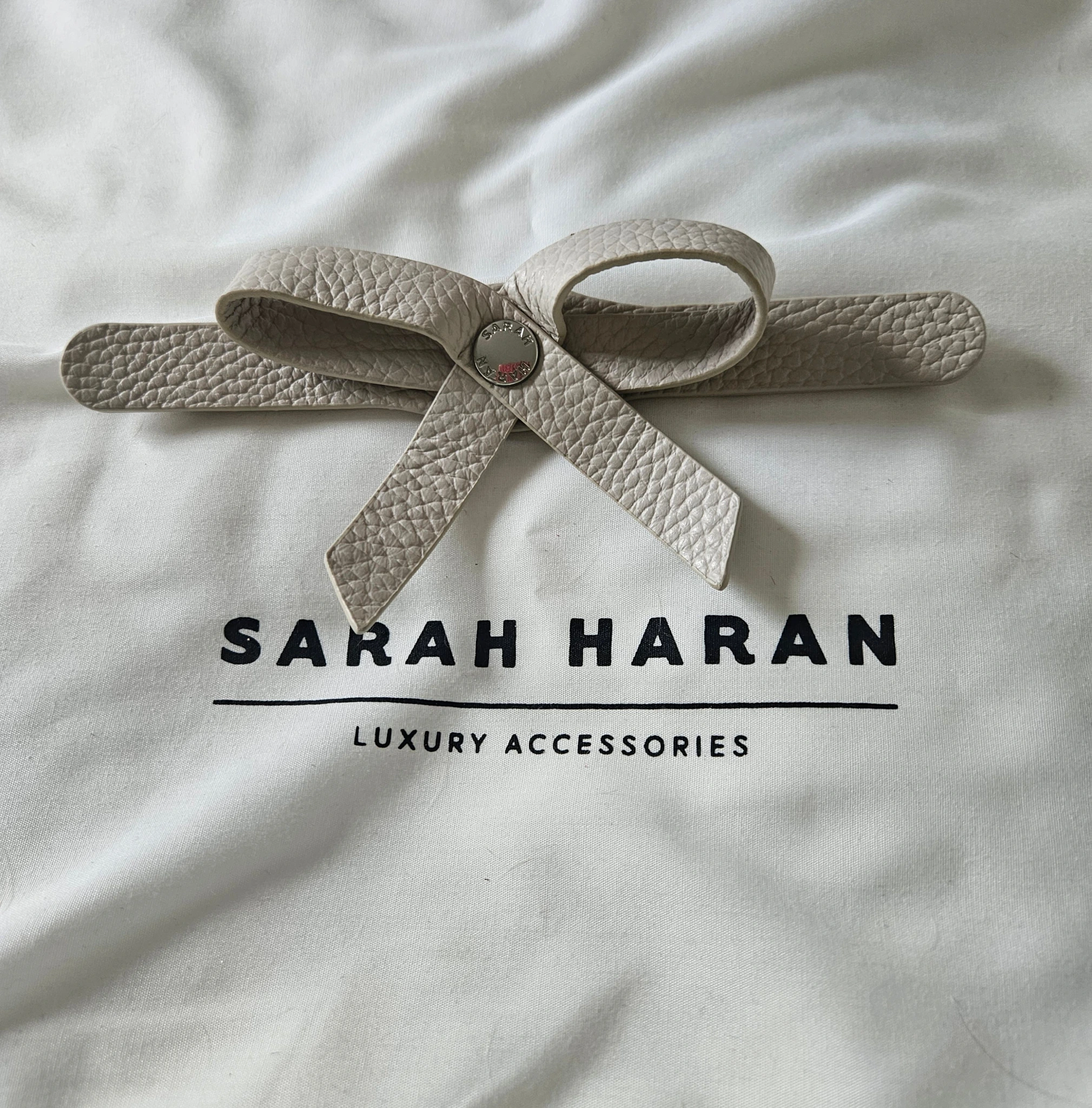 Petite Bow Mini | Porcelain with Silver hardware