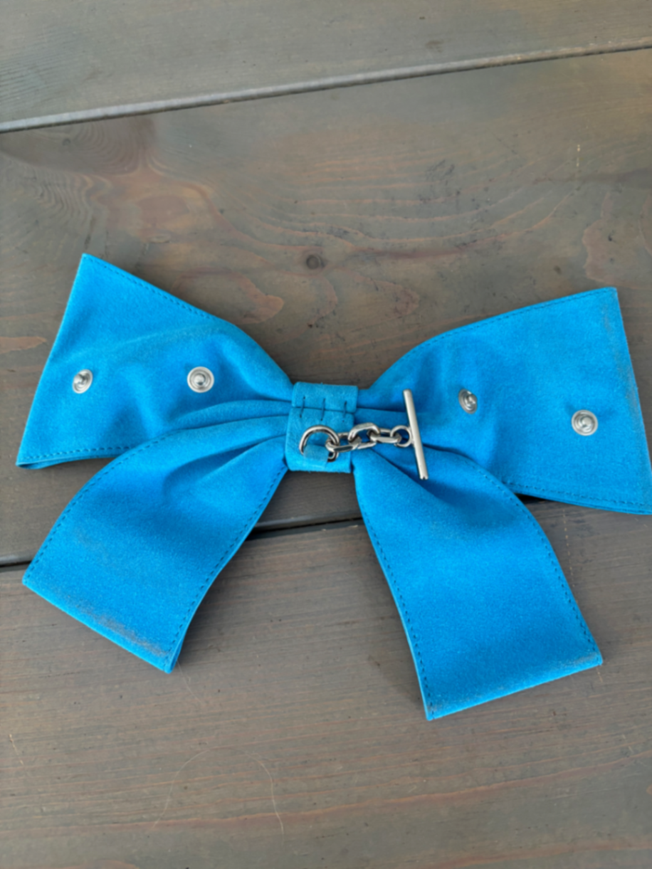 Deco Bows - Suede