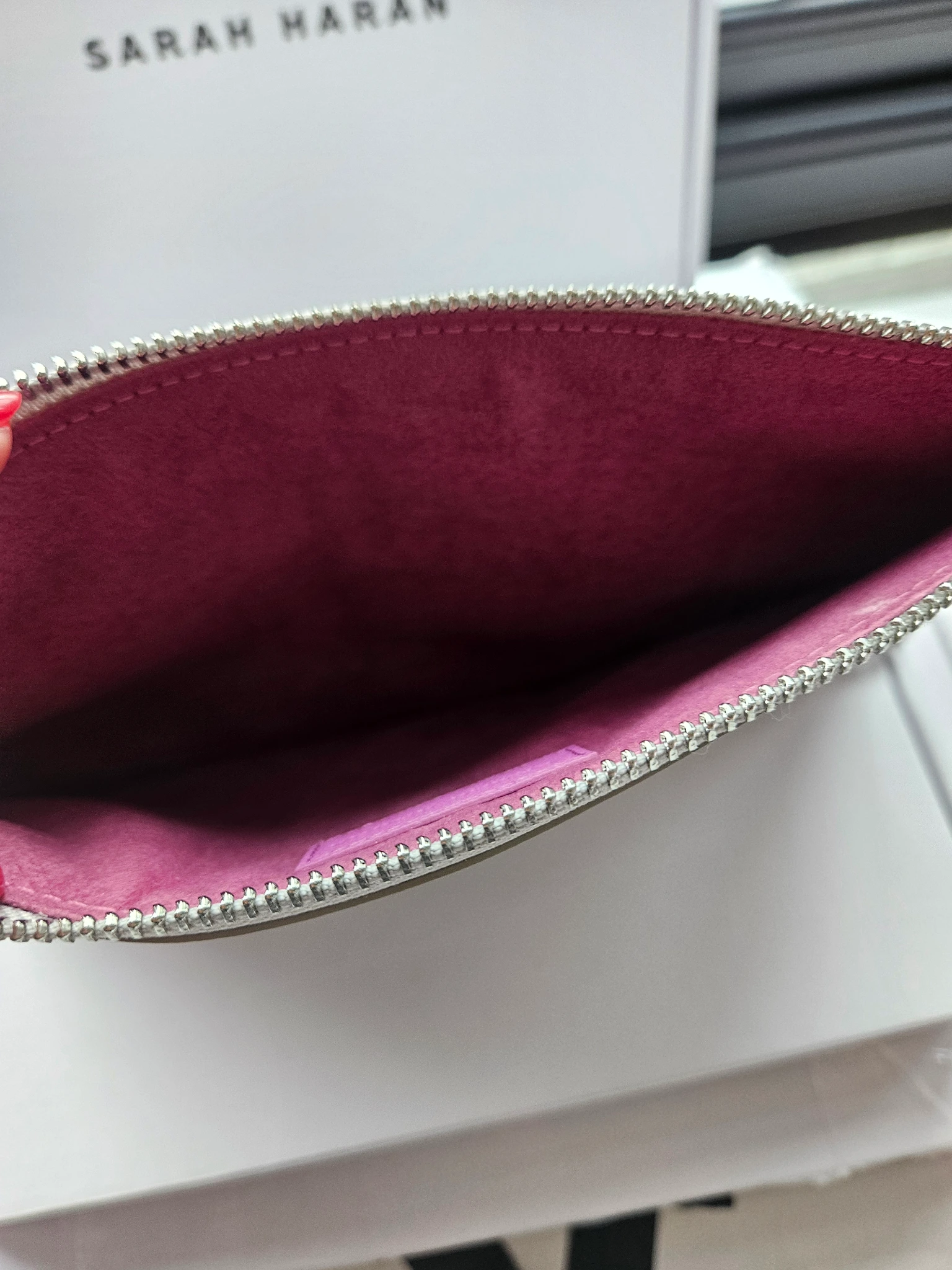 Clover Pouch | Metallic Silver with Silver hardware