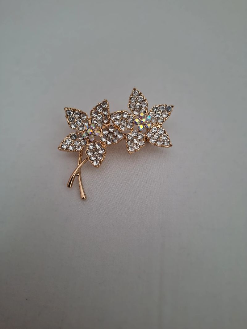 Joy Brooch - Jasmine