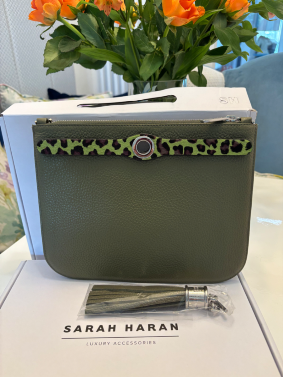 Olive Ivy, tassel & lime leopard deco popper SHW