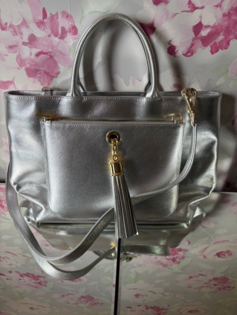 Preloved Dahlia Tote | Metallic  Silver with Gold hardware