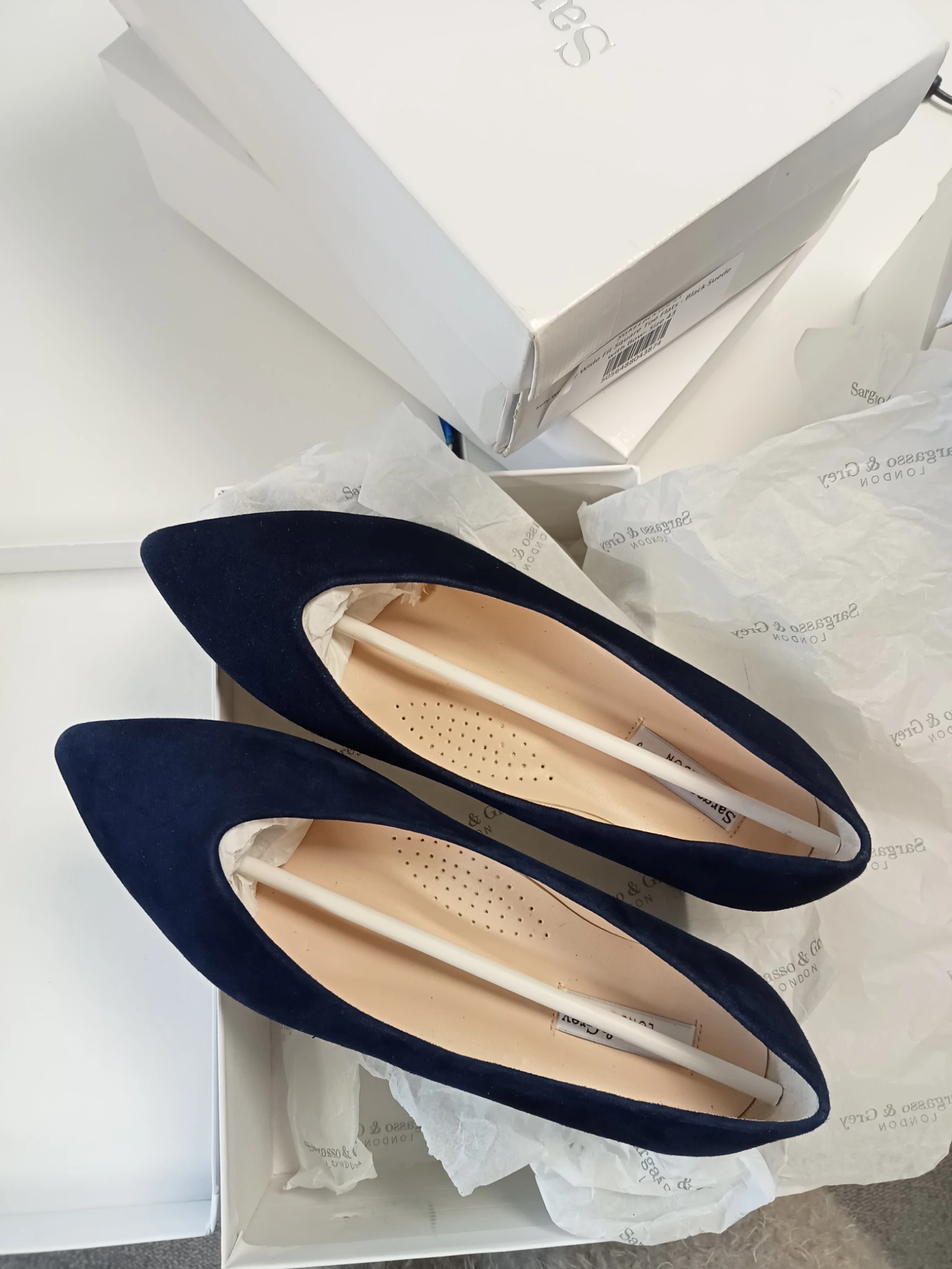 Sorcha Extra-Wide Fit Flats Navy Suede