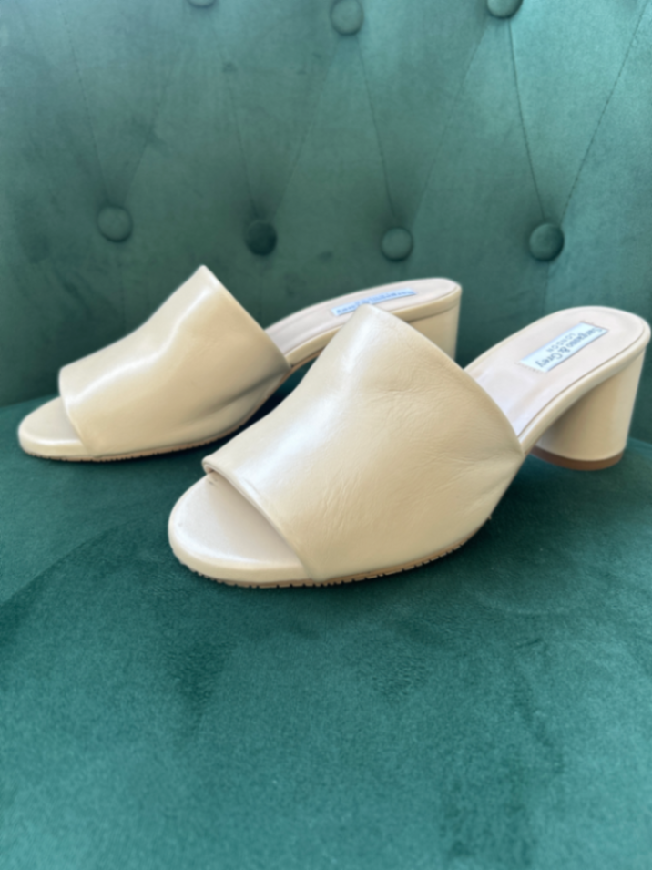 Fiona Wide Fit Mules