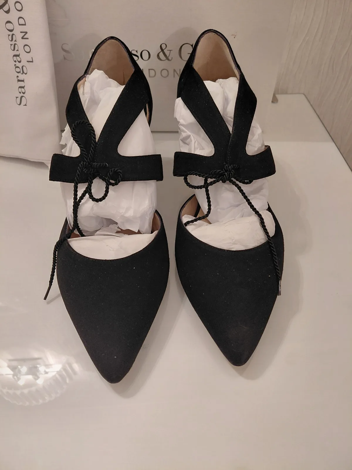 AVA. Black. Extra Wide