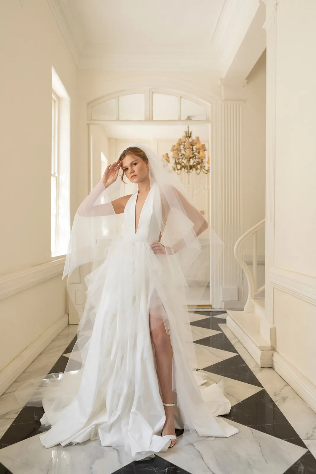 Gozde karadana Aris dress