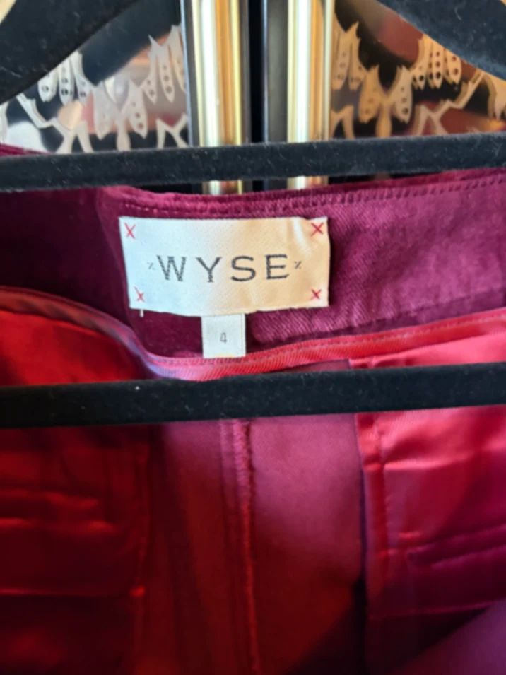 Sandrine Velvet Trouser - Cranberry - Regular