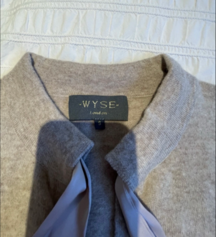 Alora tie neck jumper with cuffs 