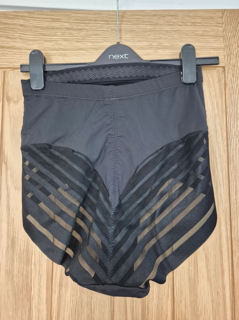Smoothwear Super High Waist Knickers Black size D1
