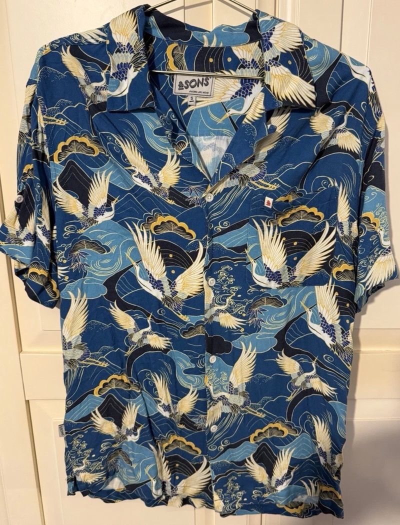Lovely Condition Small Aloha Crane Shirt