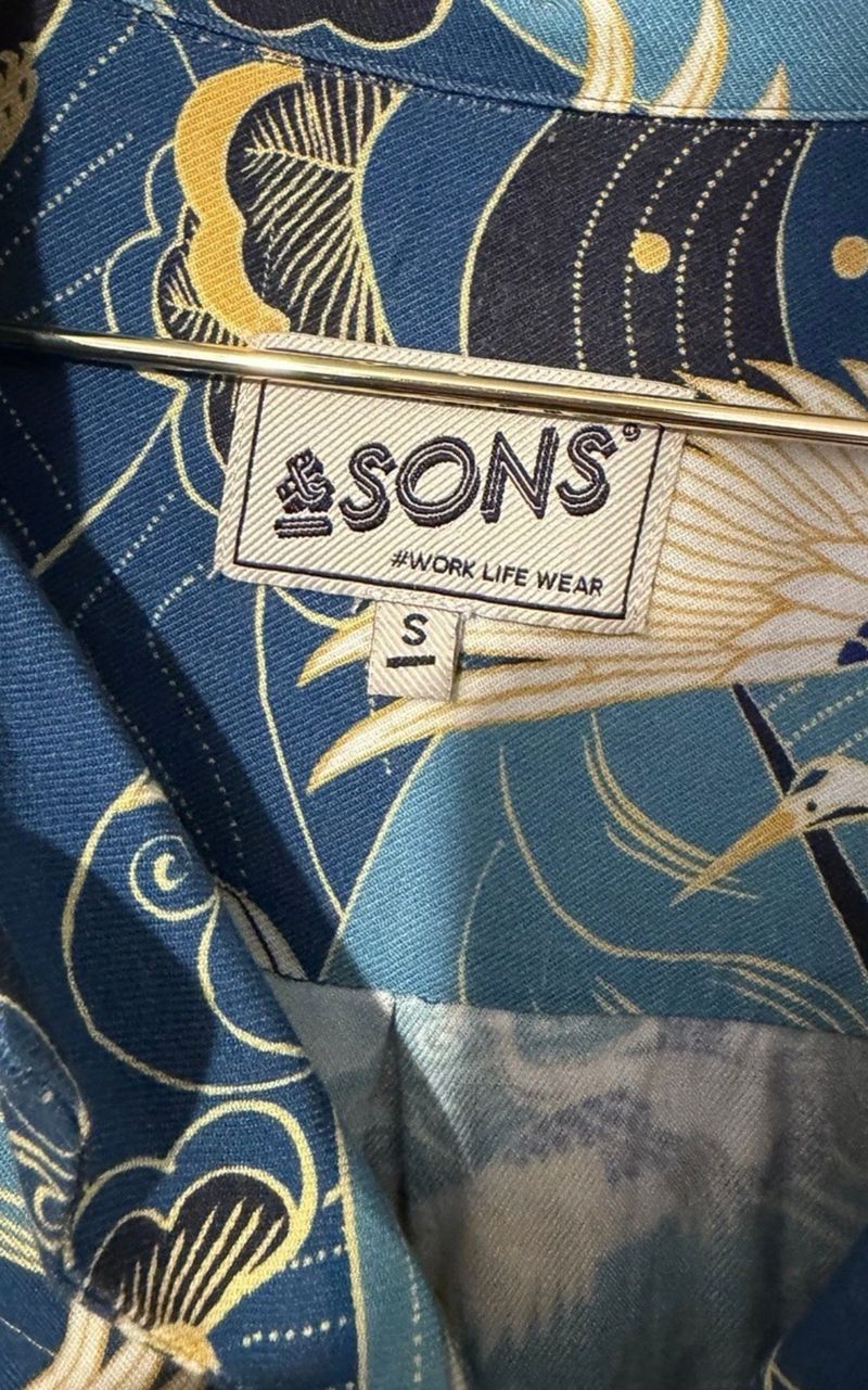 Lovely Condition Small Aloha Crane Shirt