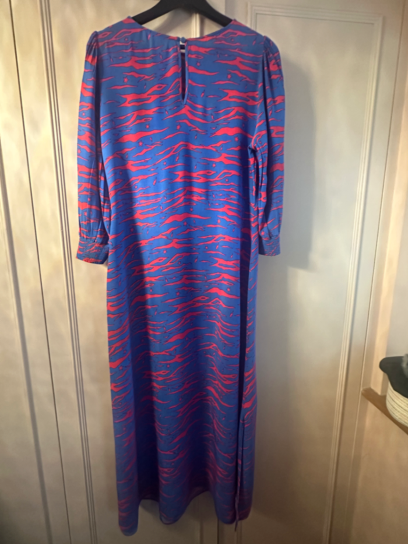 Blue with pink tiger dress 