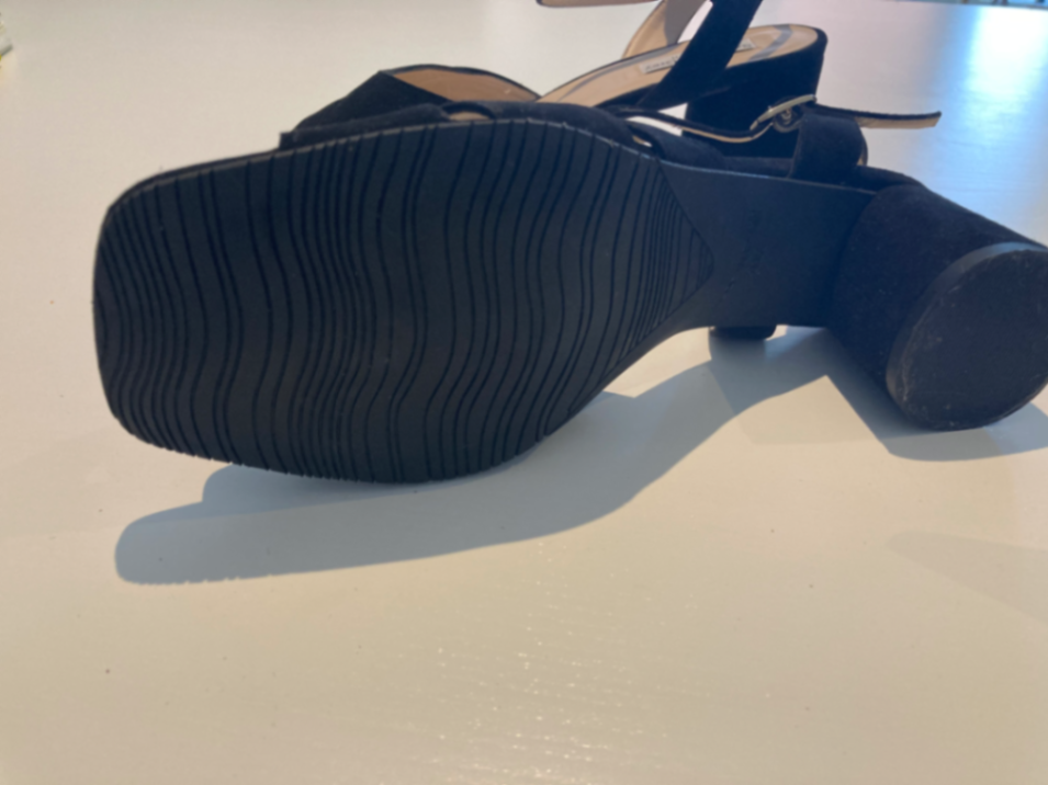 Erica - Wide Fit Sandal - Black Suede