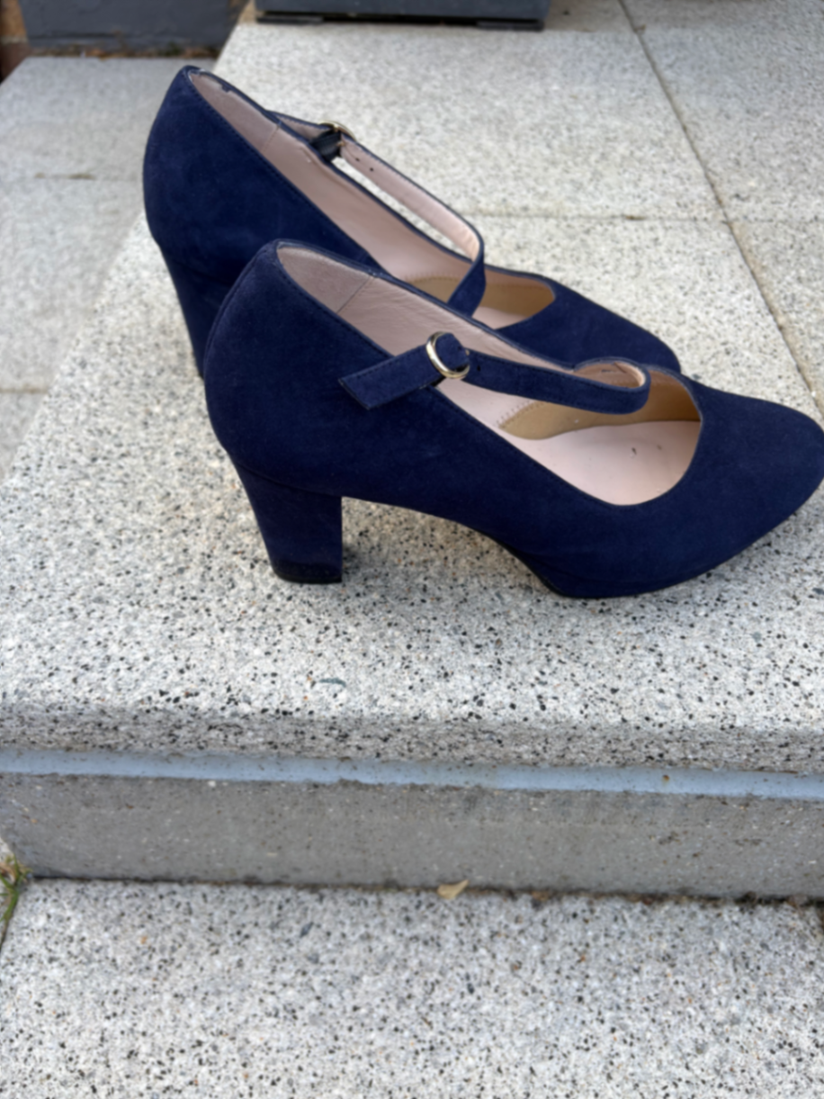 Clare Wide Fit Platform Courts - Navy Suede