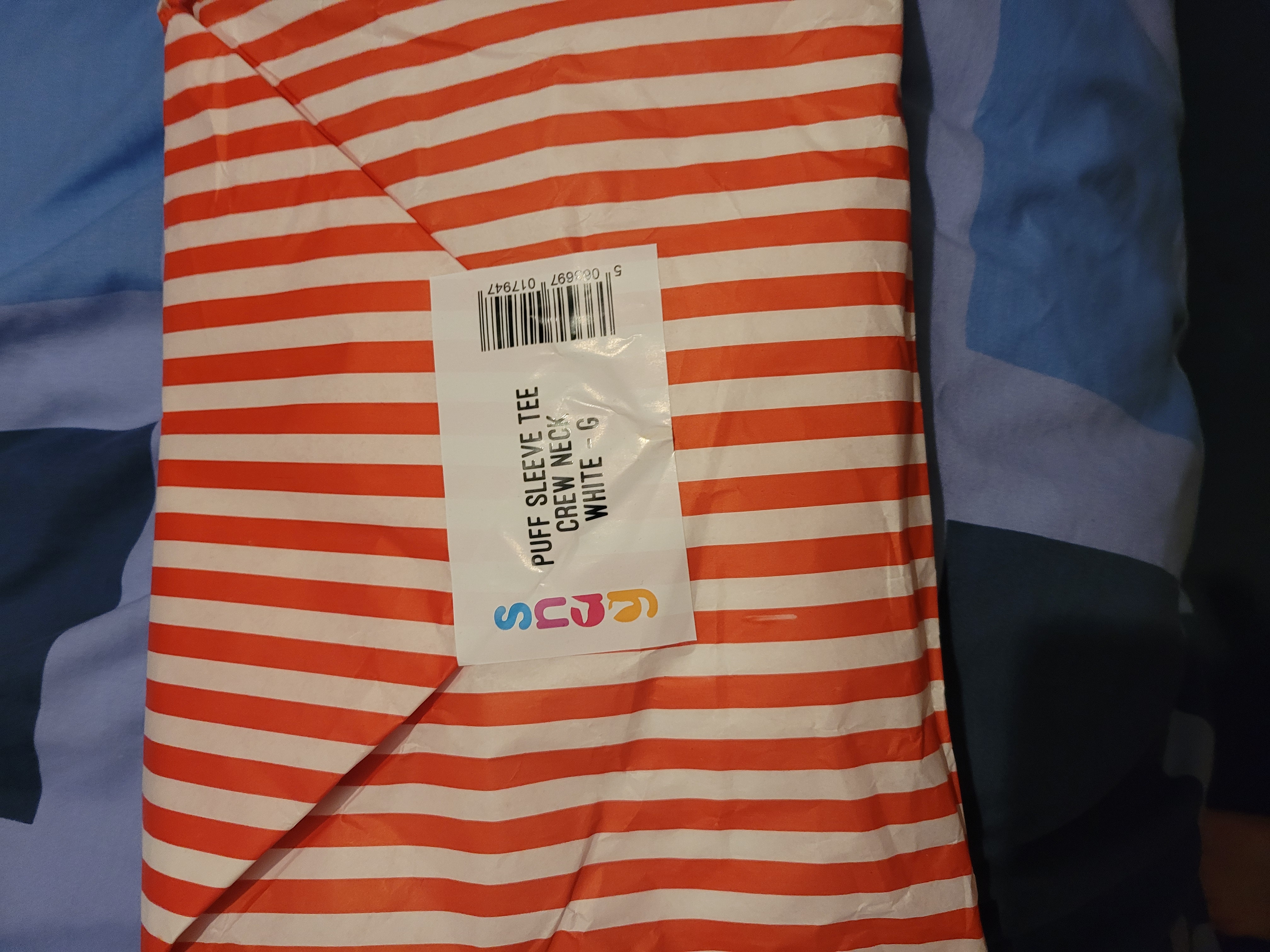 Crew puff tea shirt white