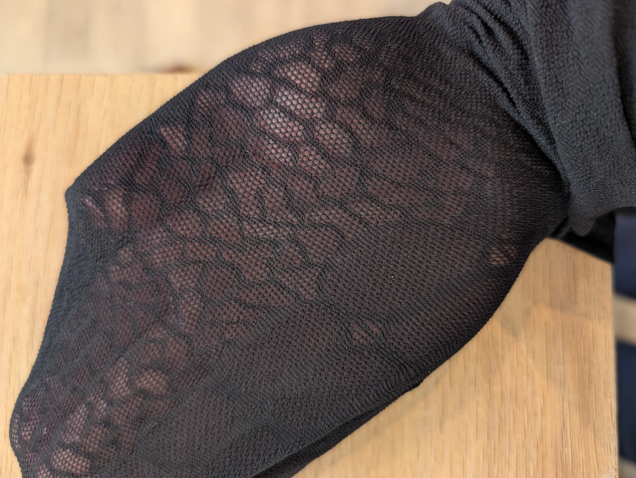 Patterned black tights- circle/diamond 