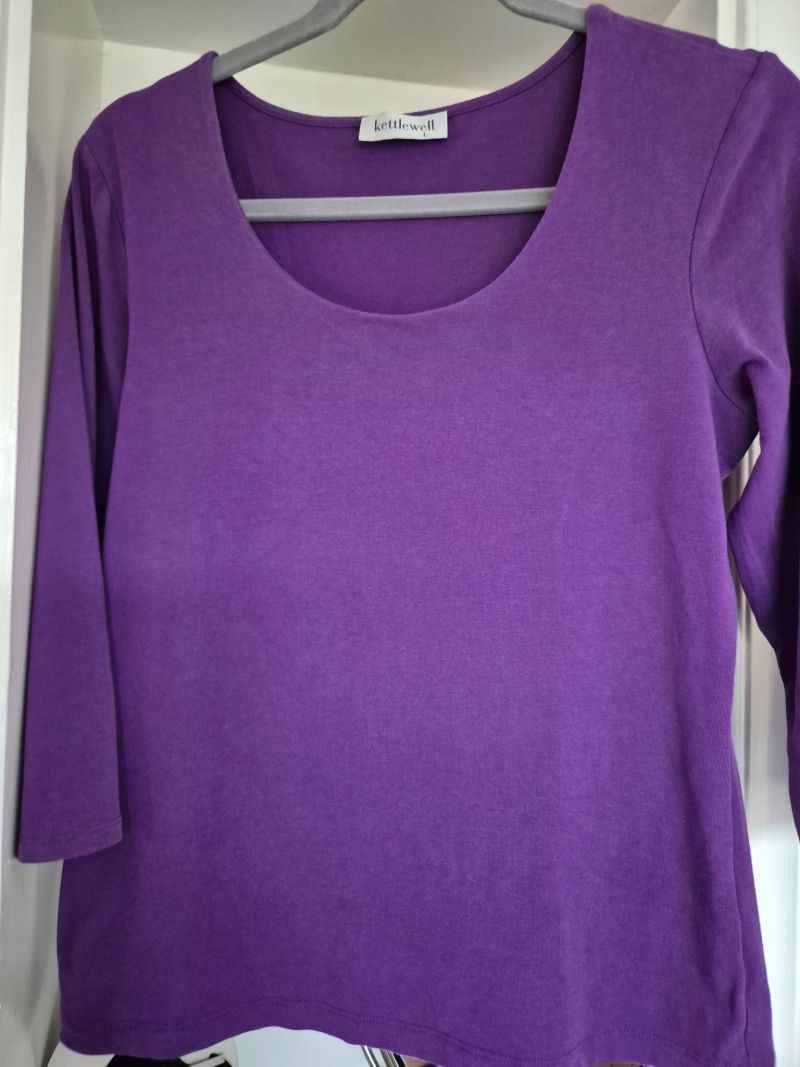 Kettlewell Purple Viscose Top Size L