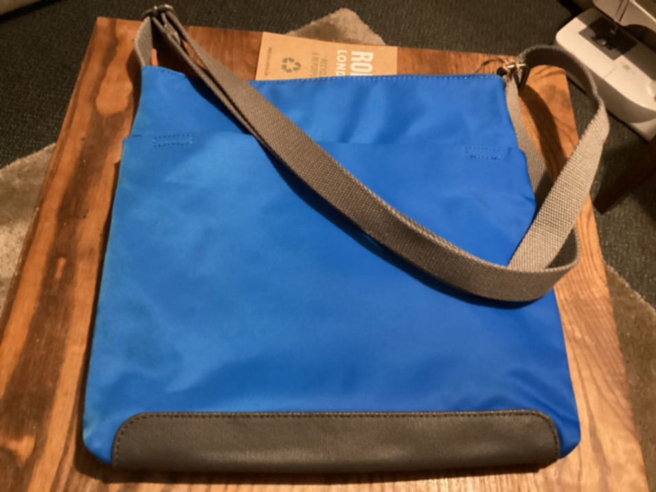 Kennington B Neon Blue