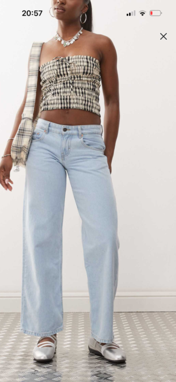 Parallel Leg Low Rise Jeans in Light Wash Blue 