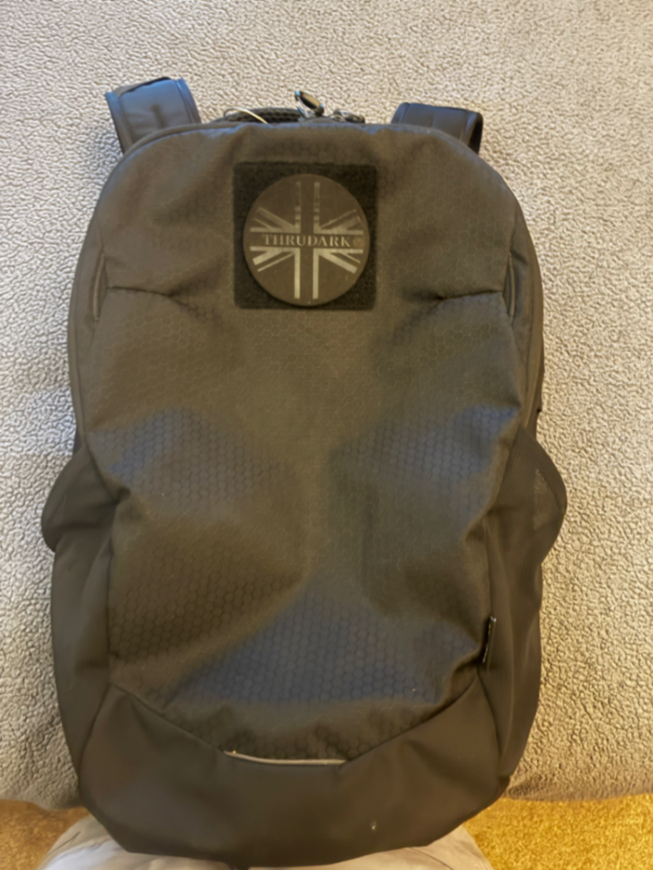 Phantom 25l bag Black