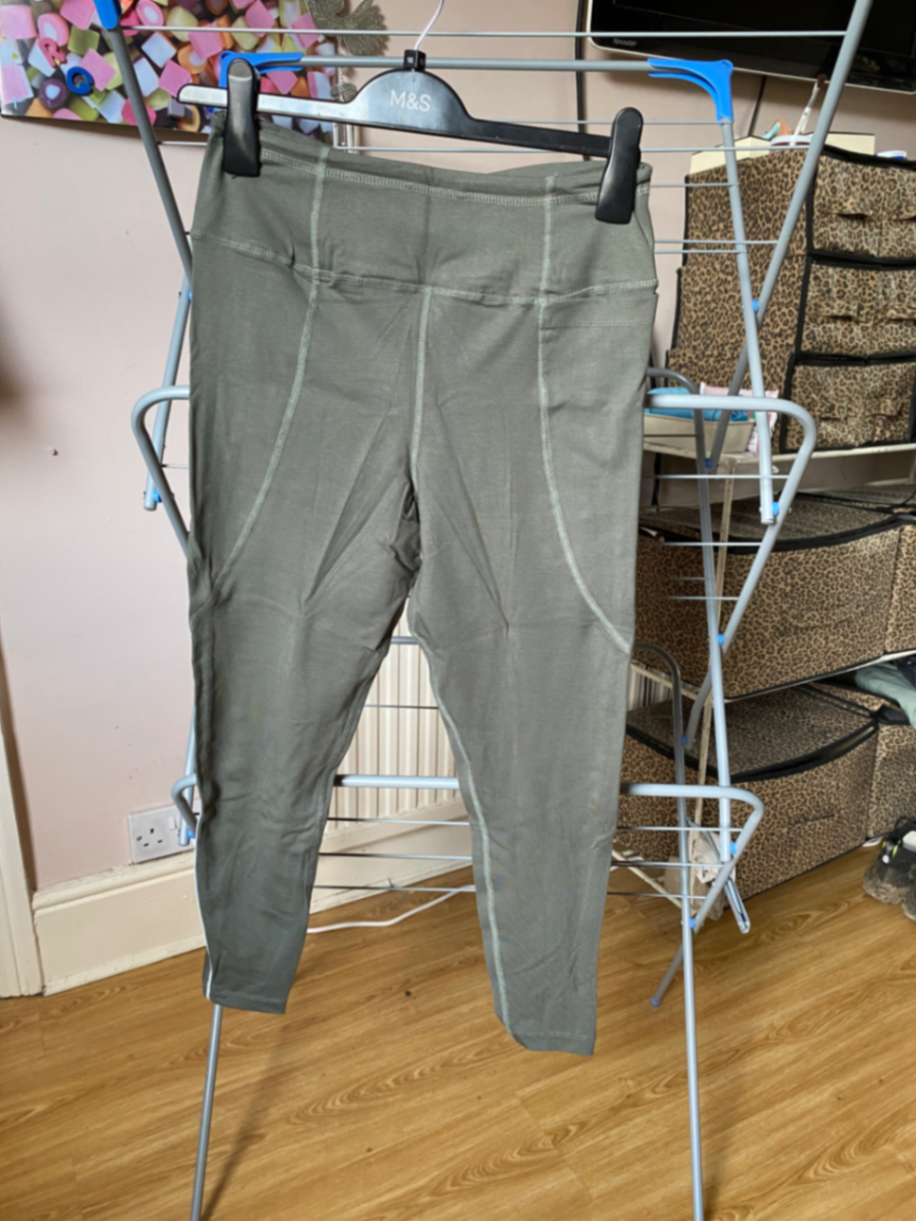 Enduro Ultra Active Legging - Medium, 7/8ths