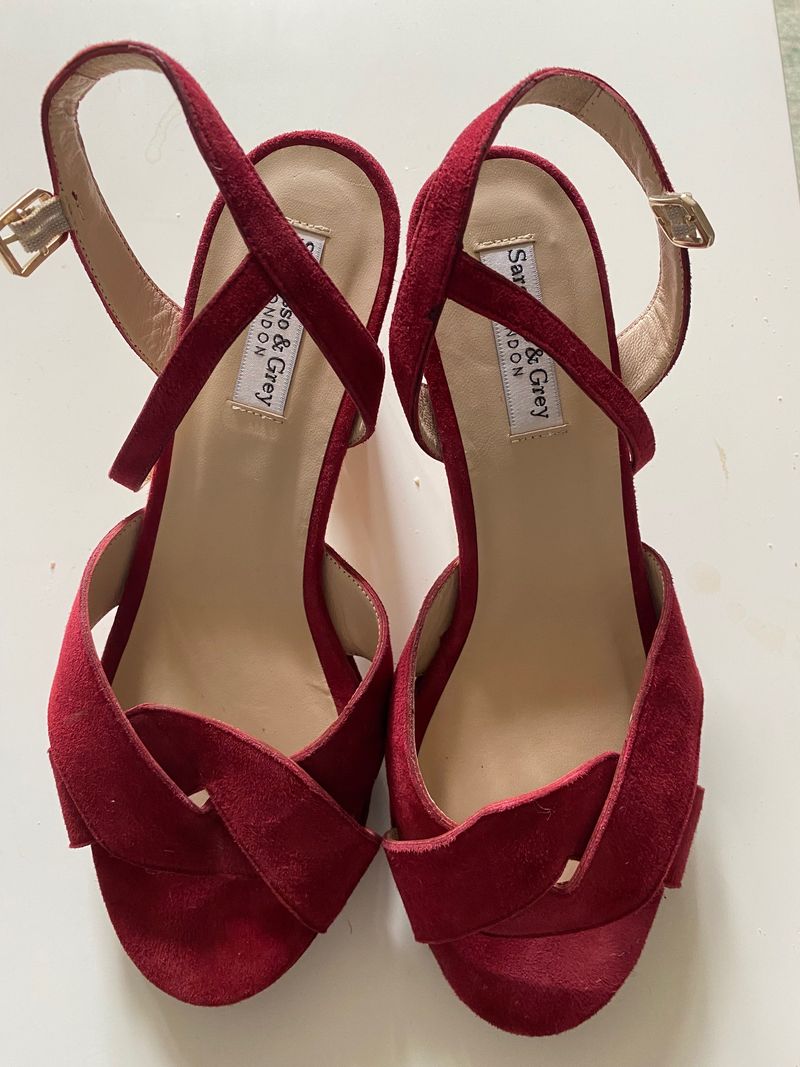 Red high-heeled suede sandal