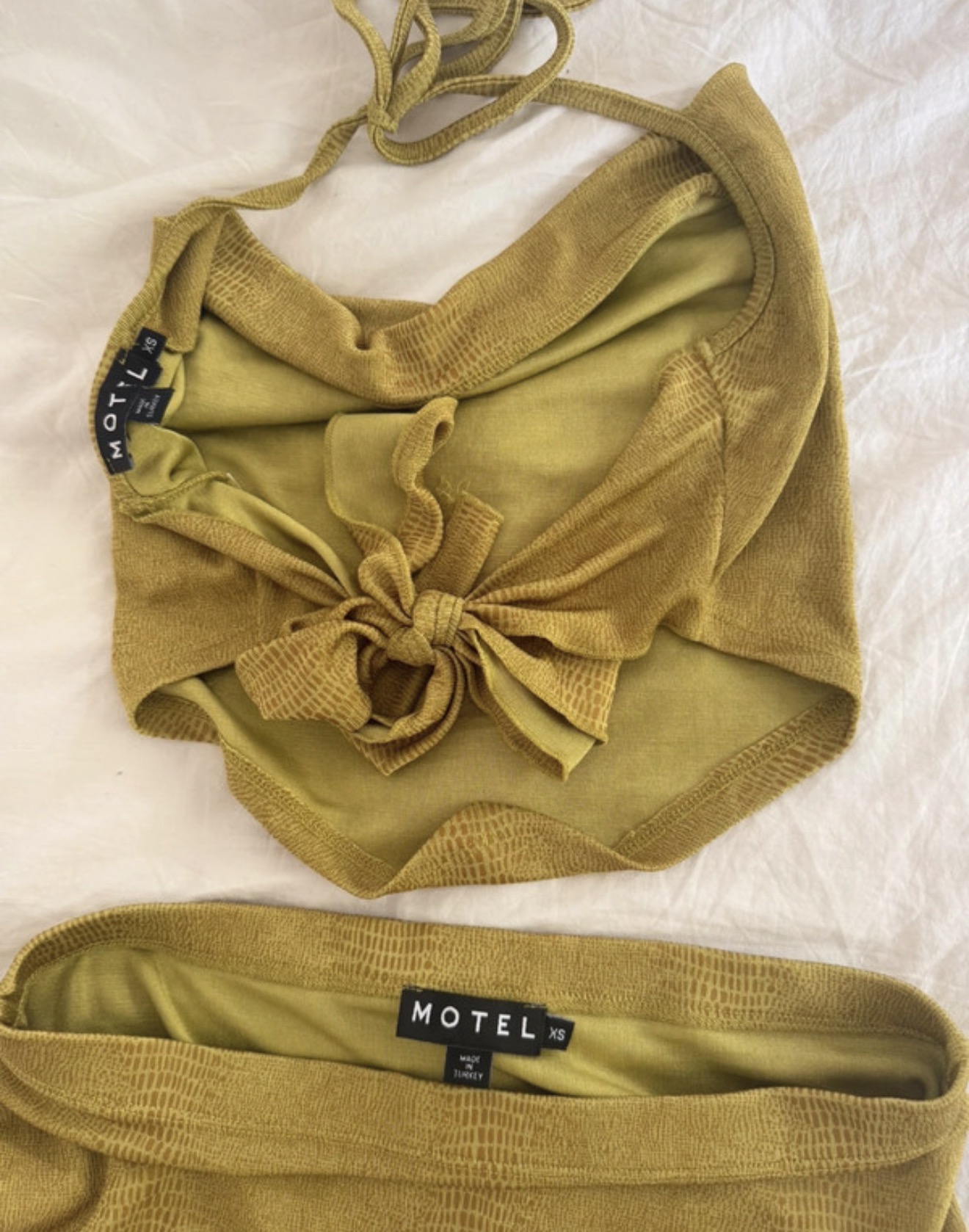 Ketia Crop Top in Green Moss