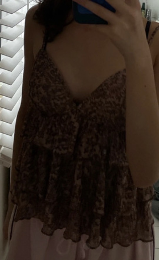 Ratilu Cami Top In Mesh Vintage Paisley Pink