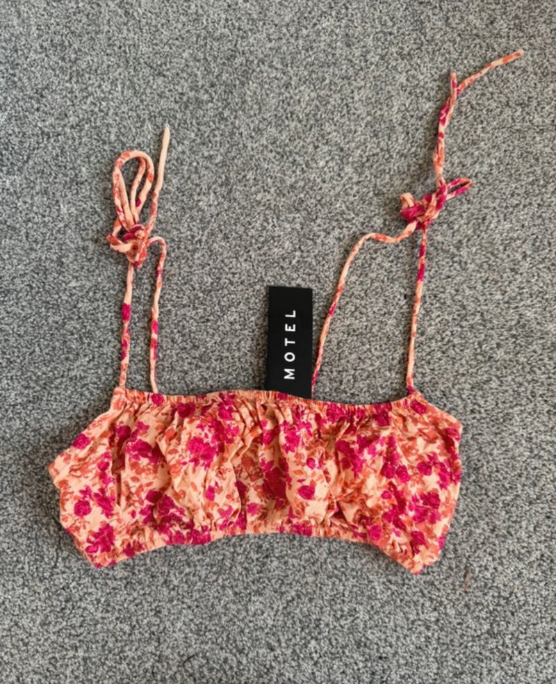 Hepsie Bralette Top in Dark Wild Flower Cantaloupe