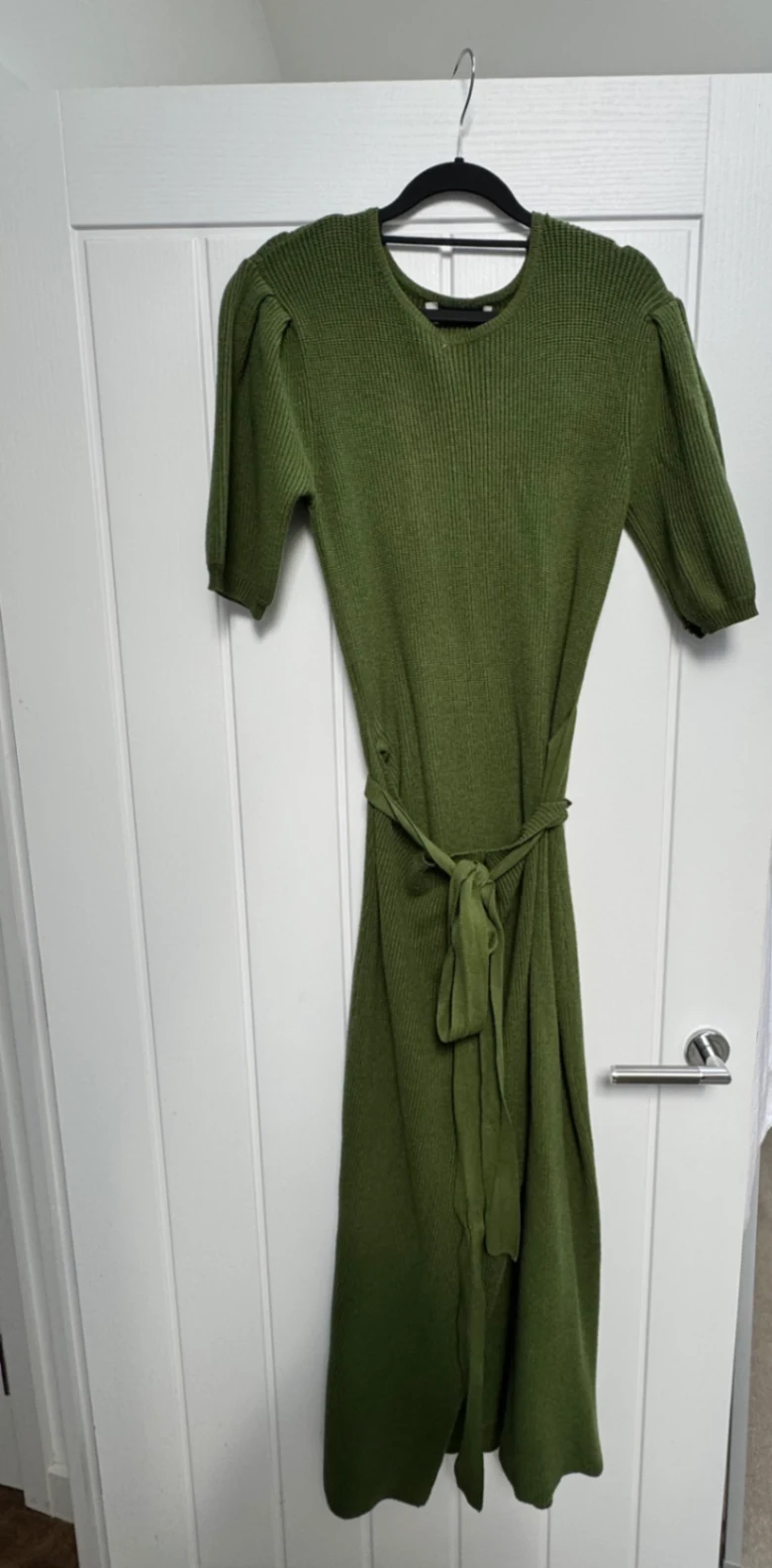 Green S/S Knit Midi Dress