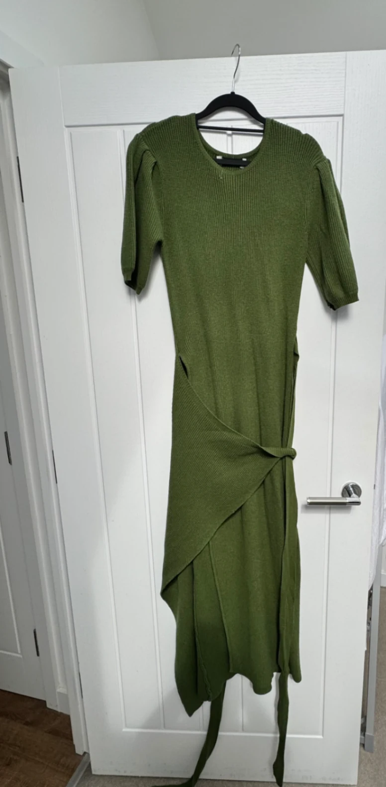 Green S/S Knit Midi Dress