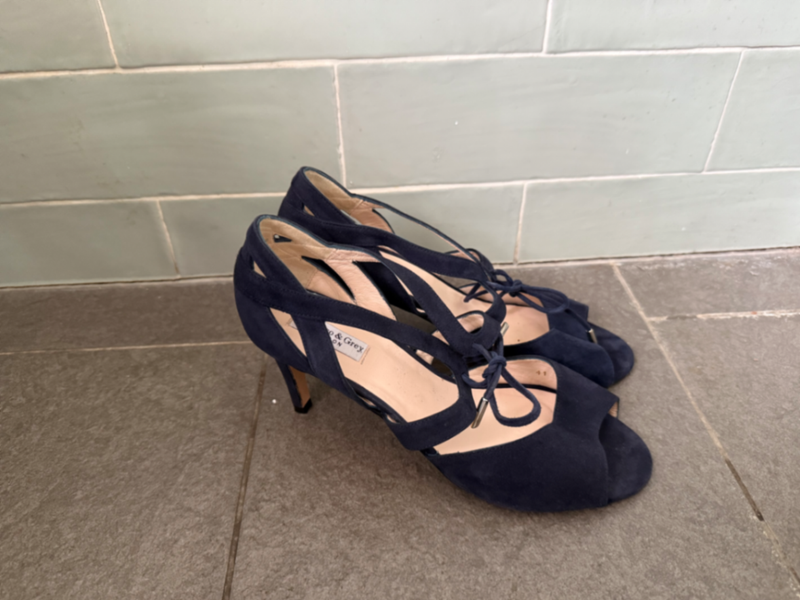 Sally - Wide Fit Heeled Sandal - Navy Suede