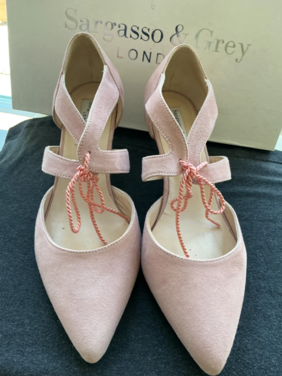Ava Extra Wide Lace up Kitten Heels Oink Suede
