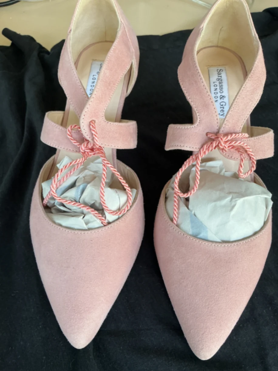 Ava Extra Wide Lace up Kitten Heels Oink Suede