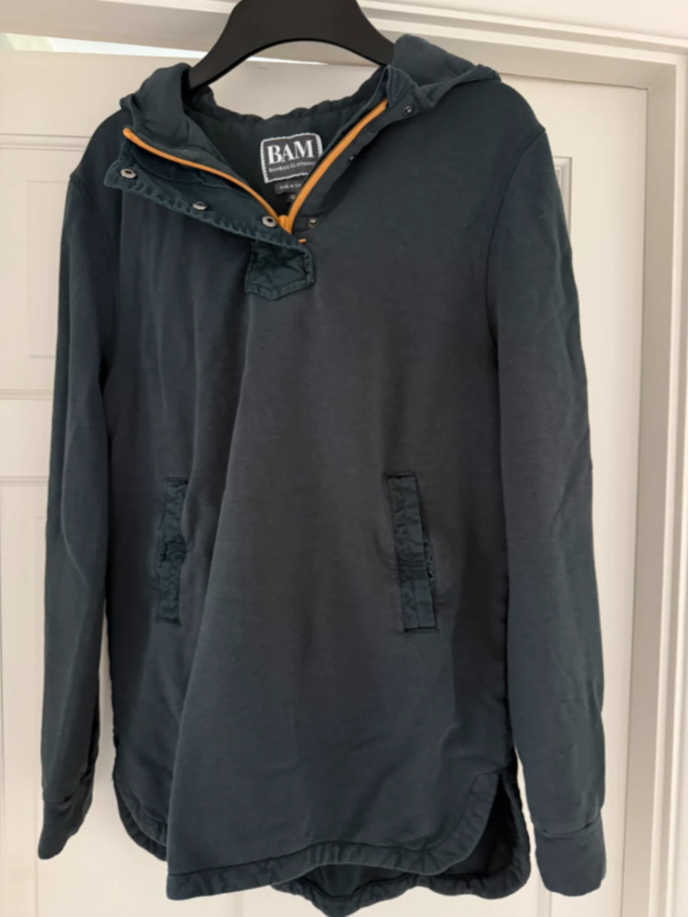 Dark teal hooded sweat shirt 