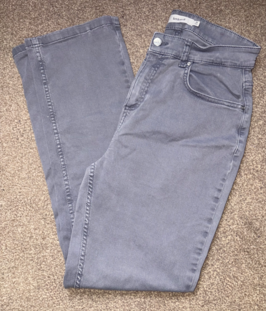 Straight leg jeans 