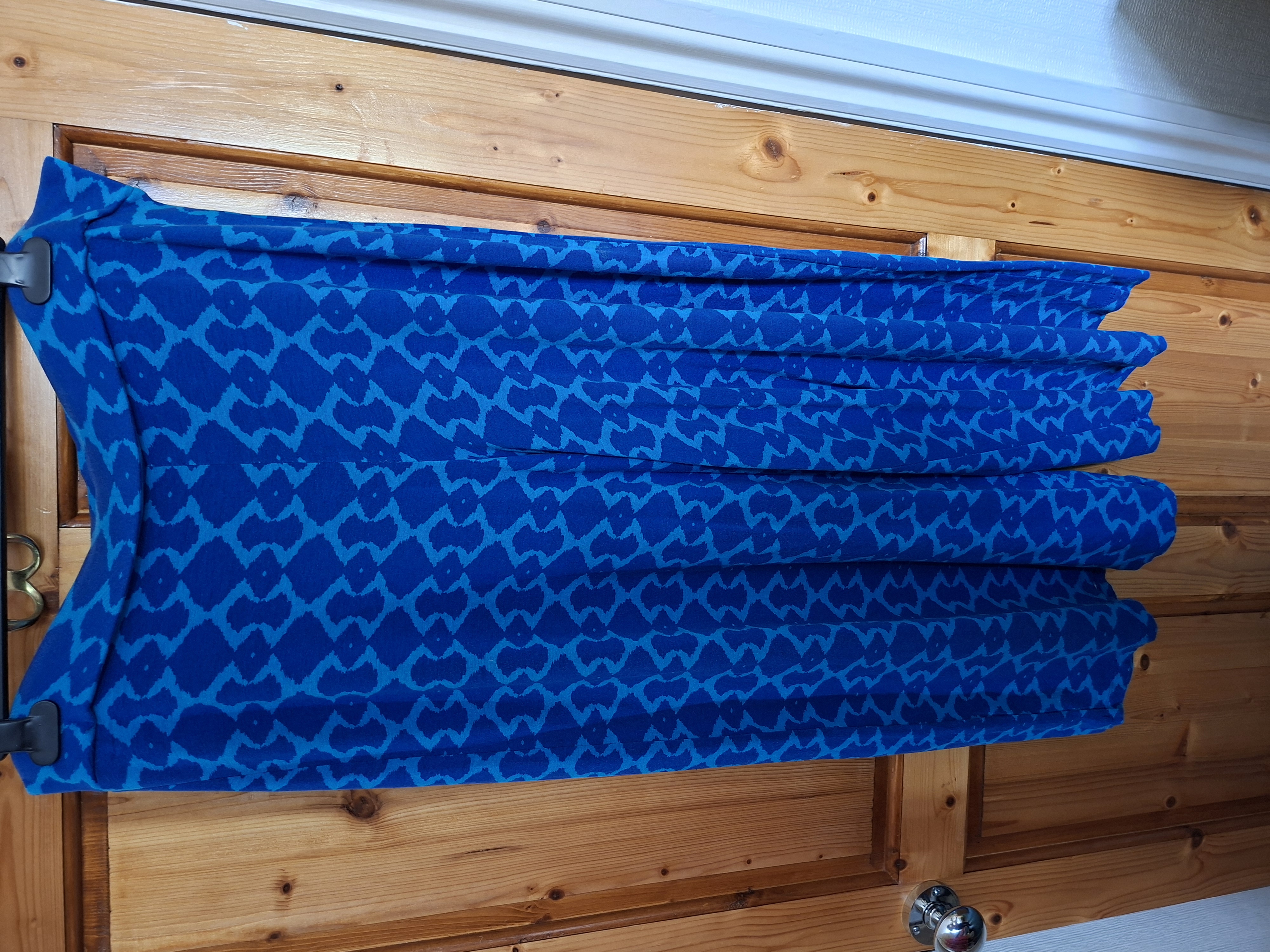 Ikat print culottes in size L, cobalt and azure.