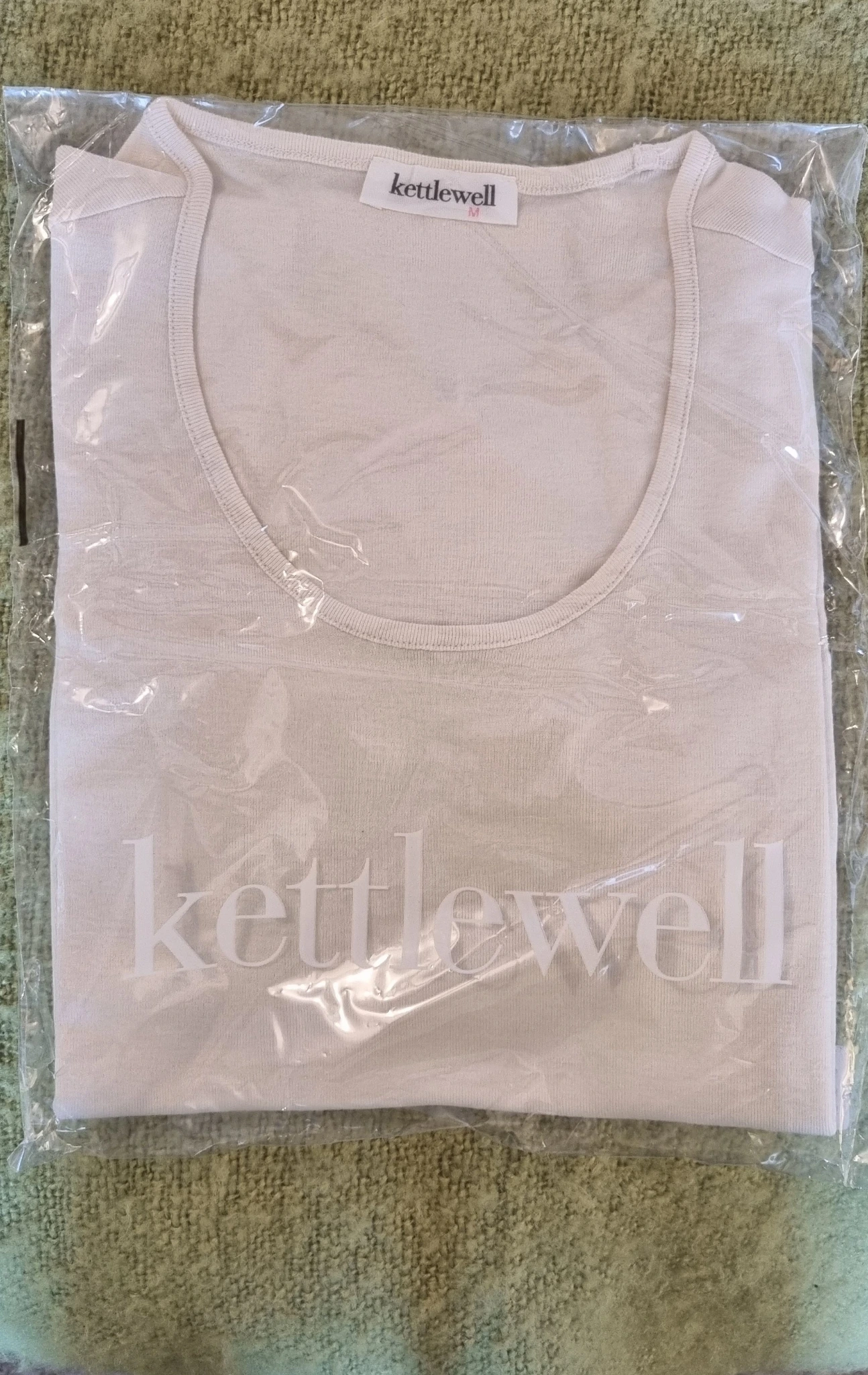Hetta short sleeve scoopneck t shirt from summer 2025.