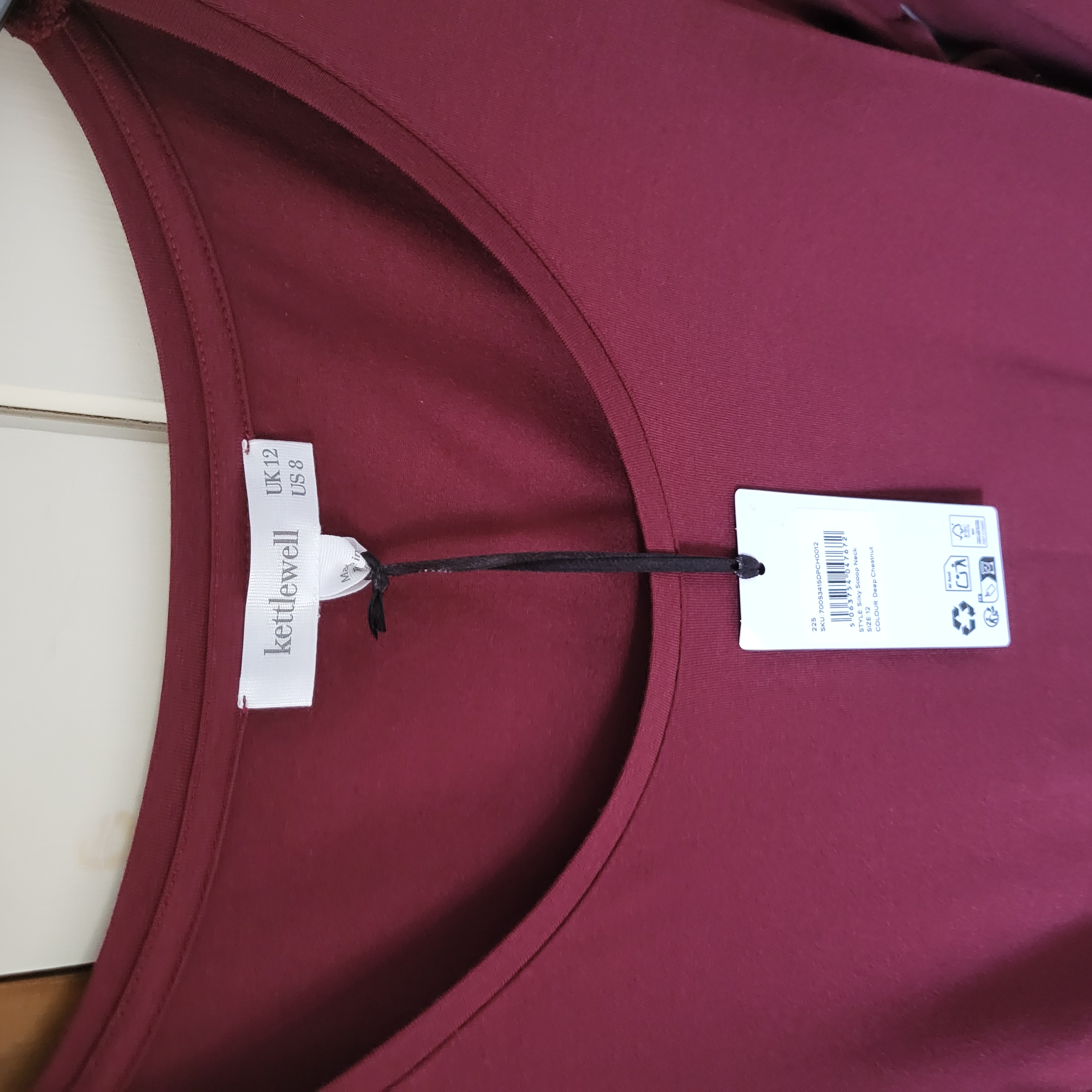 Long sleeved Silky Scoop