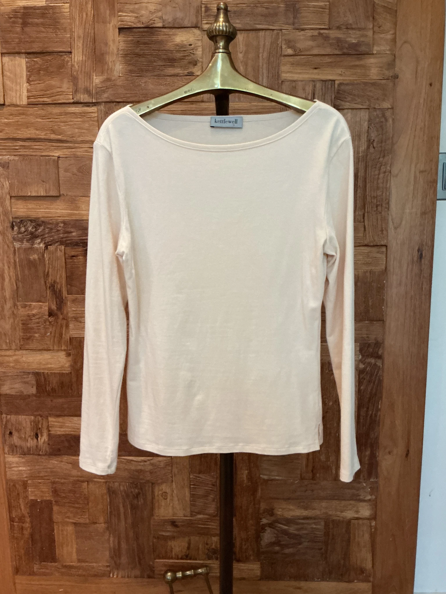 Slash Neck Long Sleeve in Buttermilk (sp/au)