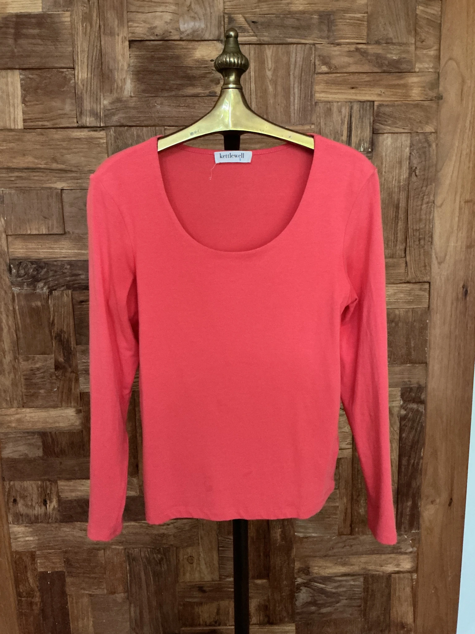 Darcy Long Sleeve Scoop in Coral (sp/au)