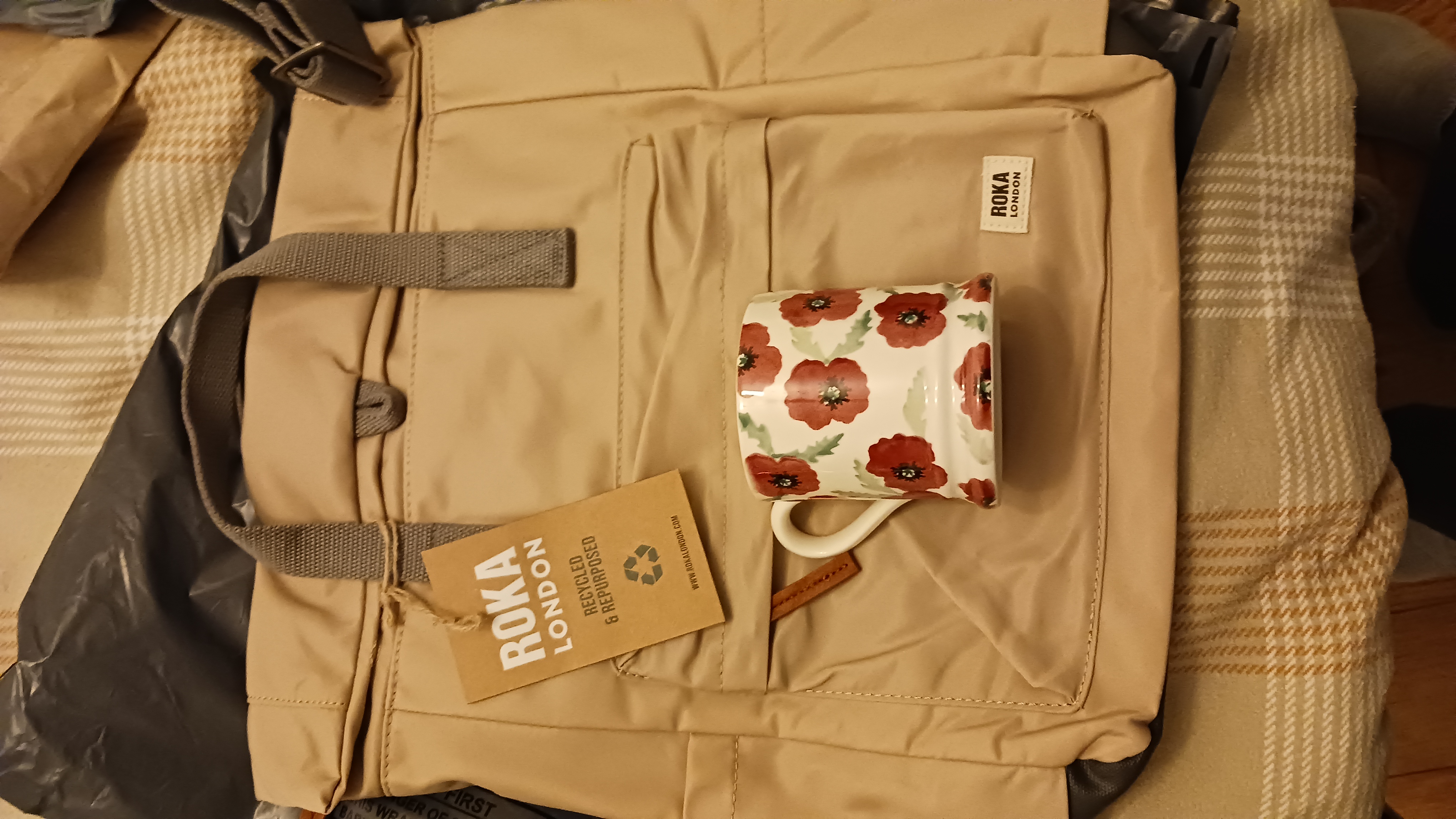 Canfield Medium in sand brand new
