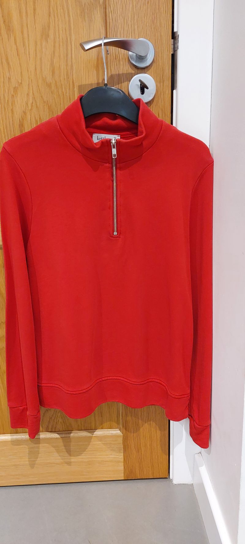 Sweatshirt/Top