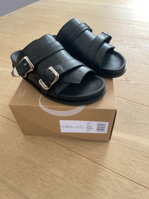 Lily Black Leather Sandals 