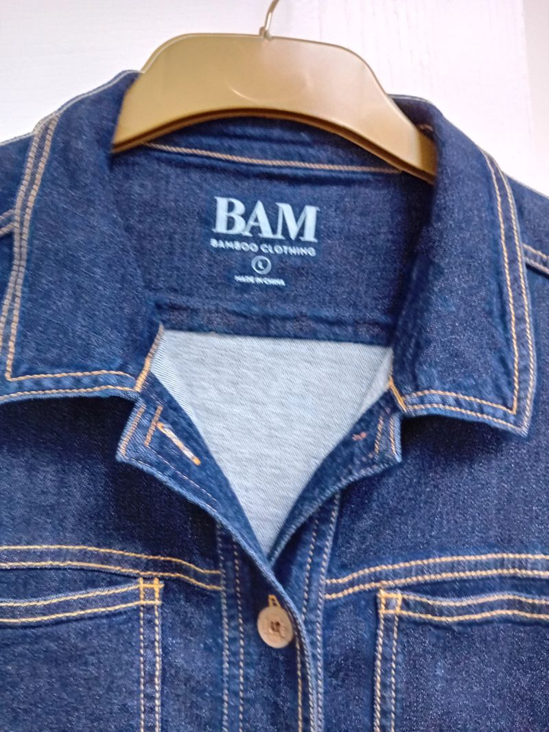 Women's dark indigo denim jacket  L