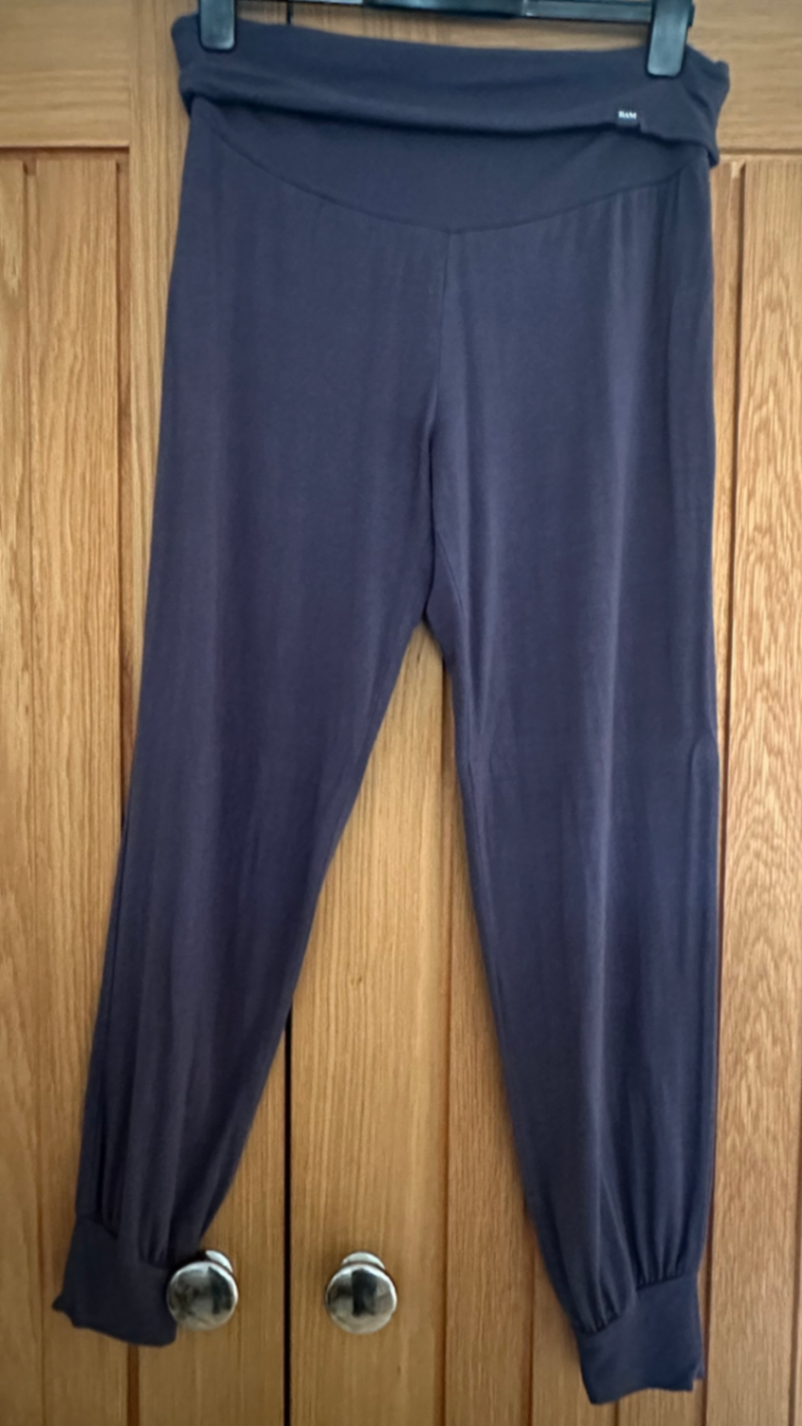 Poise yoga pants with folding top 